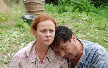 Қыздар бейне сұхбатта болды және кенеттен порно дикті көрді